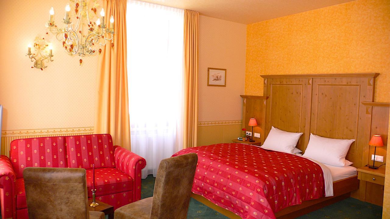 Landhotel Quirle-Haeusl Валтерсдорф Екстериор снимка